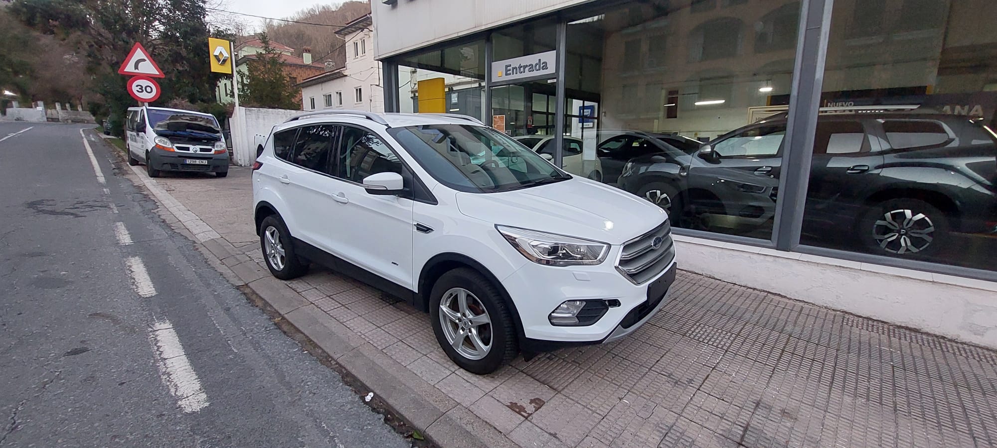 Ford Kuga 150cv 4x4 miniatura 11